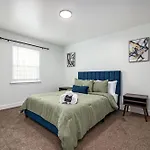 Cozy 2Bd Retreat A Short Walk To Westside Beltline